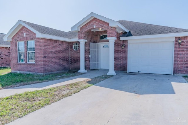 1011 W Eagle Ave, Pharr, TX 78577 - photo 1