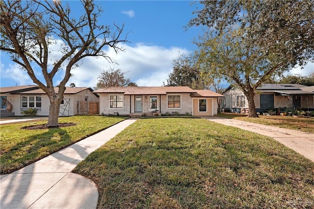 1409 Redwood Ave, Mcallen, TX 78501 - photo 1