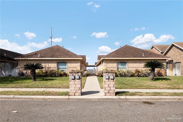 1208 S Diplomat Dr, Pharr, TX 78577 - photo 2