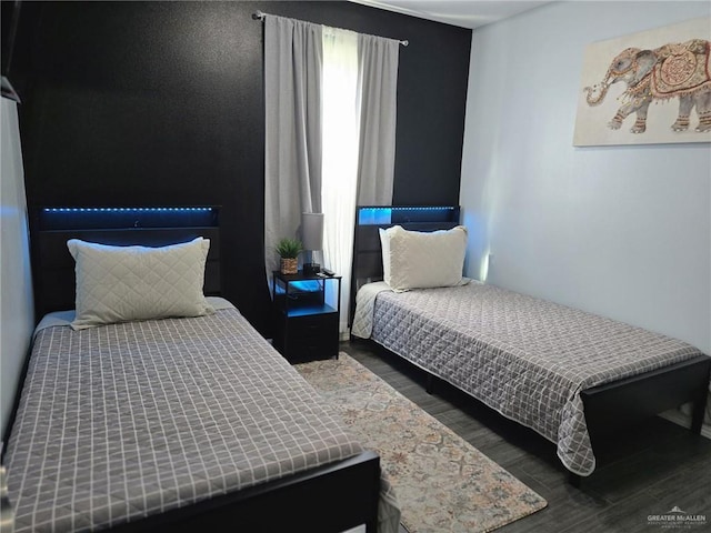 442 La Villita Dr, Donna, TX 78537 - bedroom featuring wood finished floors