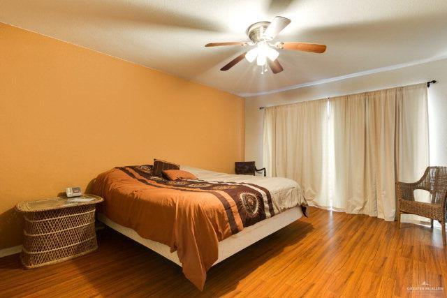 107 W Shasta Ave, Mcallen, TX 78501 - photo 8