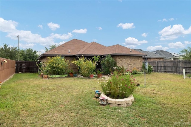 1904 E Hibiscus Ave, Hidalgo, TX 78557 - view of yard