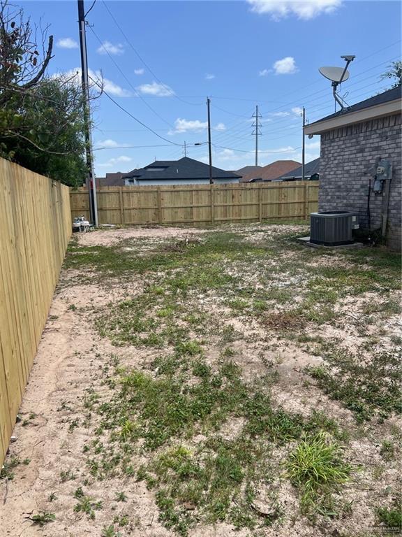 2119 N Ruby St, Edinburg, TX 78541 - view of fenced backyard