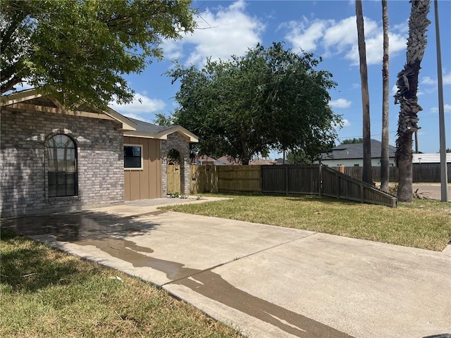 2119 N Ruby St, Edinburg, TX 78541 - view of yard featuring a patio area