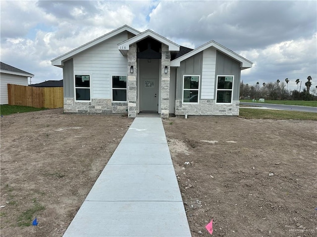 view of front of home