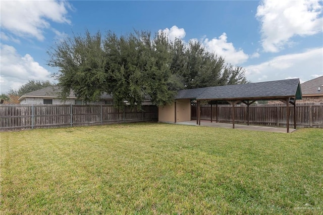 view of yard with a patio