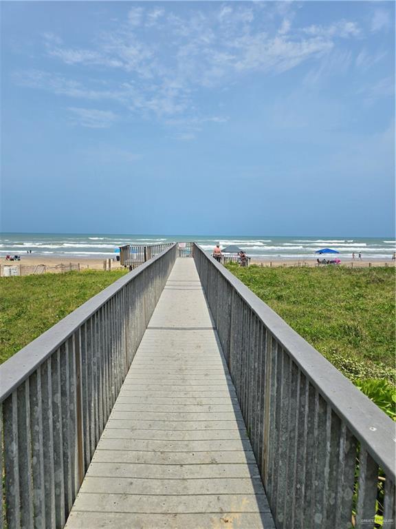 6503 Fountain Way S, Padre Island, TX 78597 - view of property's community featuring view of water and beach