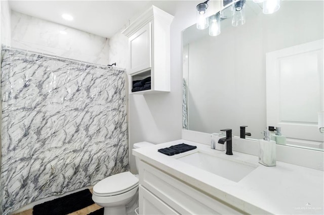 1801 Stardust Ln, Edinburg, TX 78541 - bathroom with vanity and curtained shower