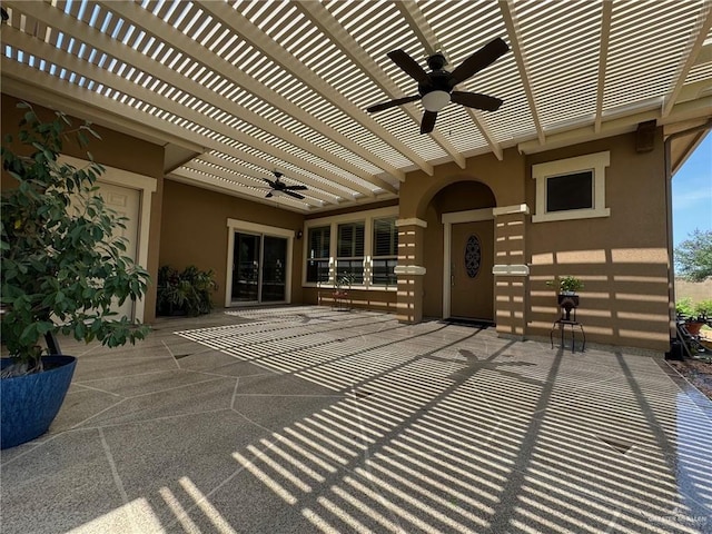 view of patio with a pergola and ceiling fan