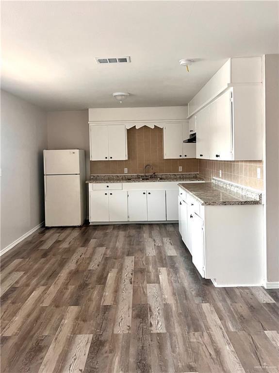 1410 S Alamo Rd, Alamo, TX 78516 - photo 3