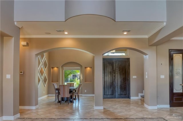 foyer with crown molding