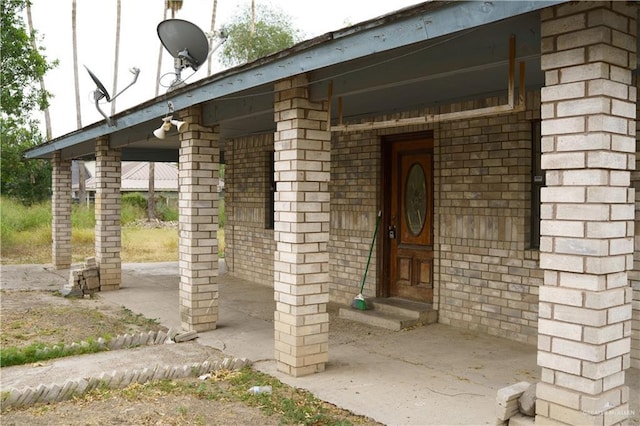 5909 S Kountry Loop, Mission, TX 78574 - entrance to property with brick siding