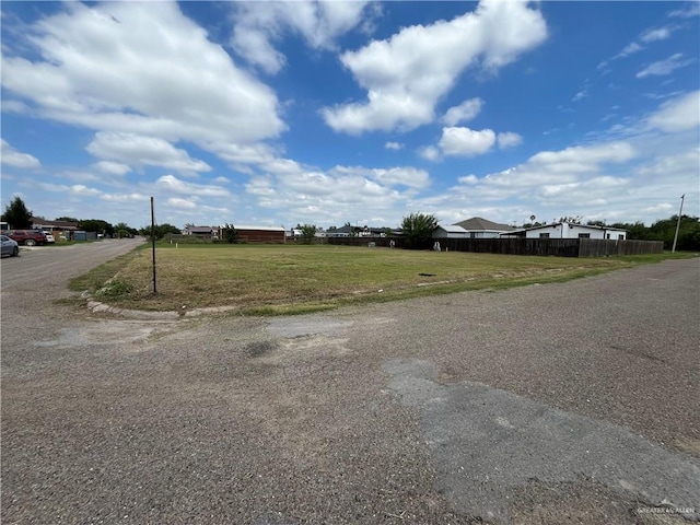 Listing photo 2 for 2605 Bronco Dr, Weslaco TX 78596