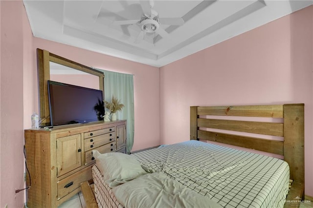 3019 Floresta St, Edinburg, TX 78541 - bedroom featuring a raised ceiling and ceiling fan