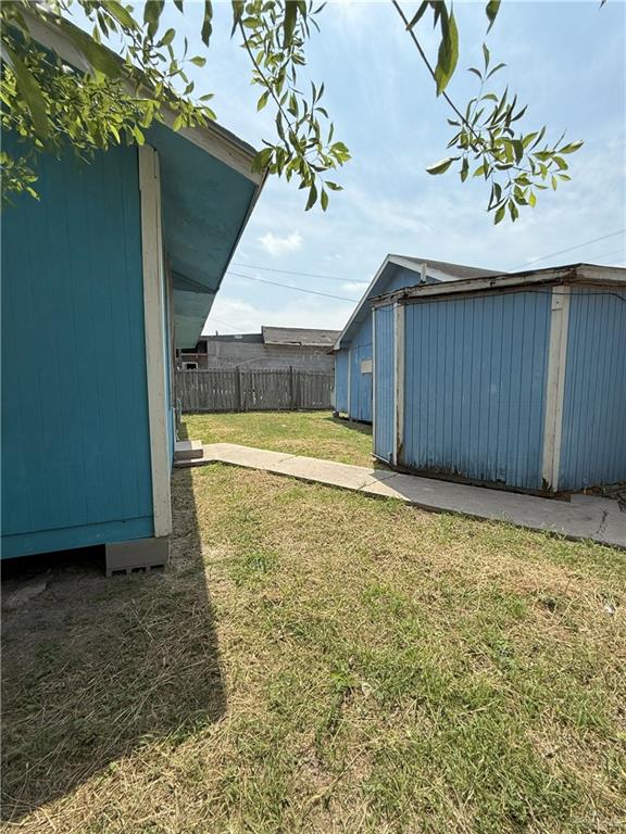 353 E Dicker Dr E, Pharr, TX 78577 - photo 31