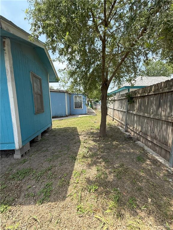 353 E Dicker Dr E, Pharr, TX 78577 - photo 30