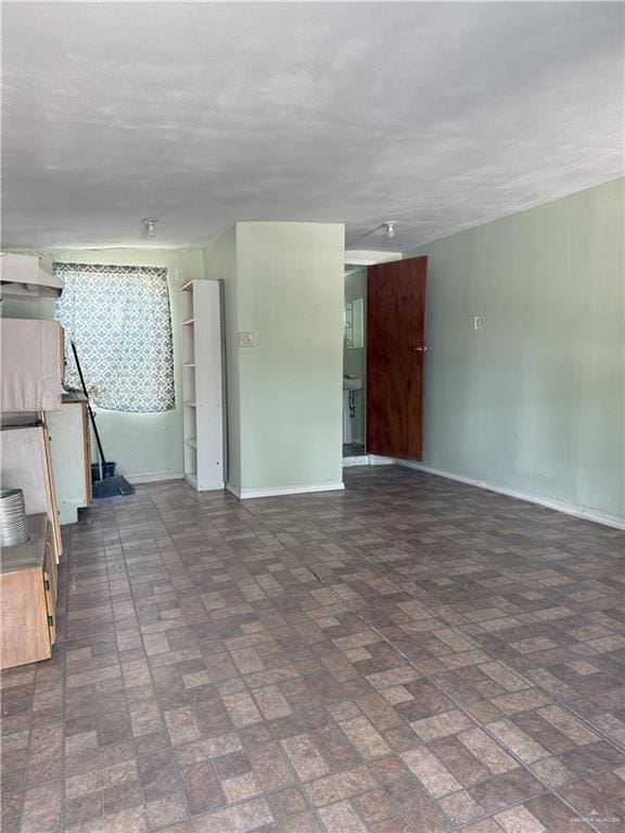 353 E Dicker Dr E, Pharr, TX 78577 - photo 11