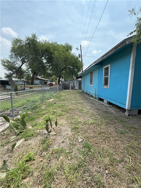 353 E Dicker Dr E, Pharr, TX 78577 - photo 27