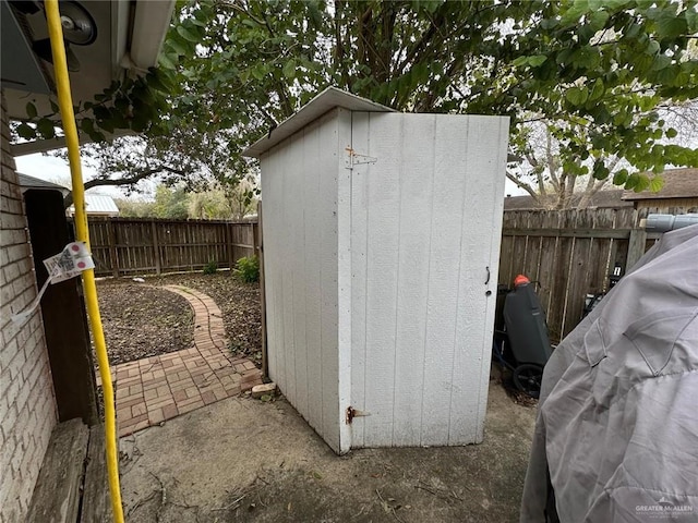 view of outbuilding