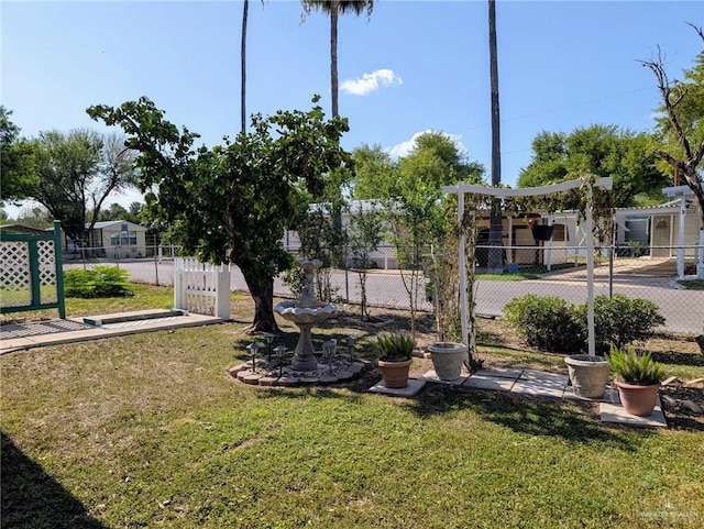 109 Green Gate Cir N, Palmview, TX 78572 - view of yard