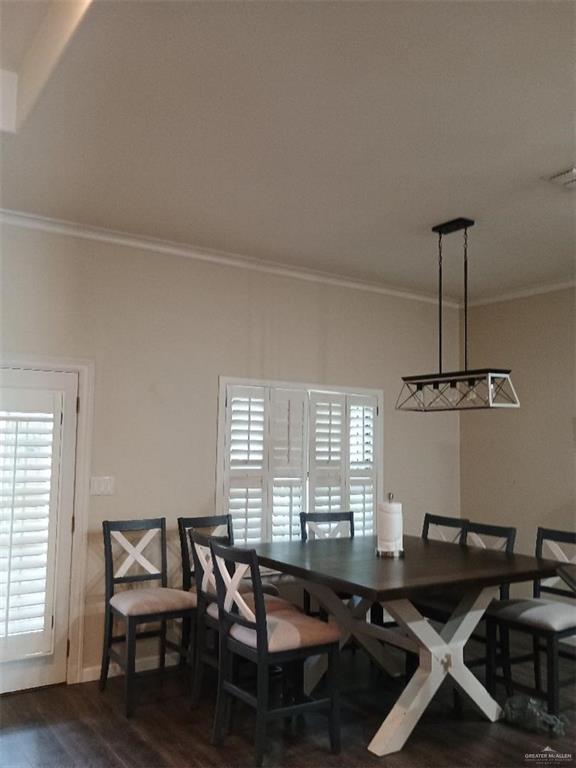 3522 E Country Club Dr E, Edinburg, TX 78542 - photo 3