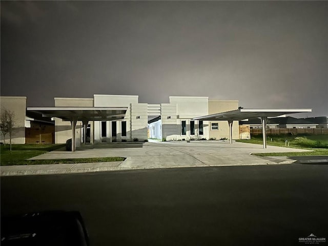 view of front of house featuring a carport