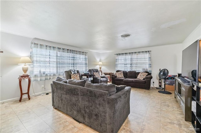 1601 Walnut Ave, Mcallen, TX 78501 - living area featuring light tile patterned flooring