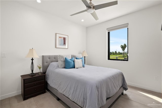 bedroom featuring ceiling fan