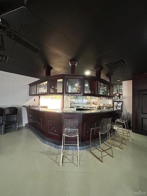 2417 E 28th St, Mission, TX 78574 - view of indoor dry bar