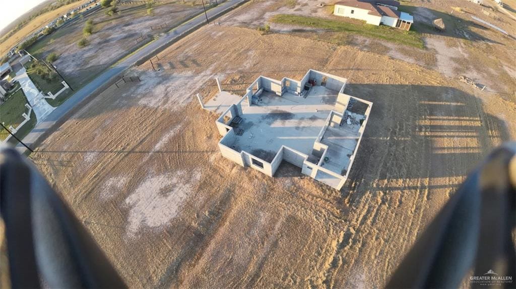 621 S J Hernandez St, Weslaco, TX 78596 - photo 2