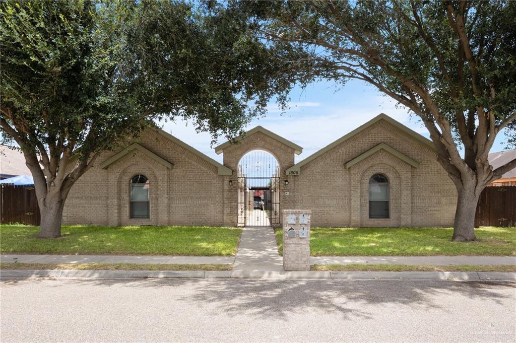 1805 S Linden St, Pharr, TX 78577 - photo 1