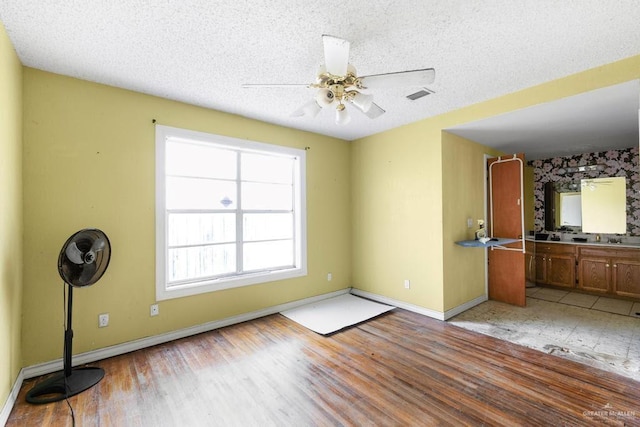 811 N 16th St, Mcallen, TX 78501 - photo 19