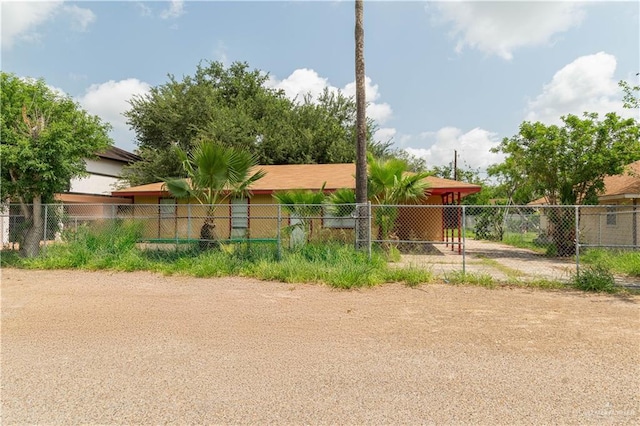 420 N Beto Garcia Dr, Weslaco, TX 78596 - view of yard