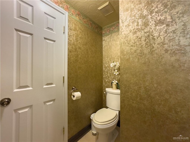 415 S Glasscock Blvd, Mission, TX 78573 - bathroom featuring toilet