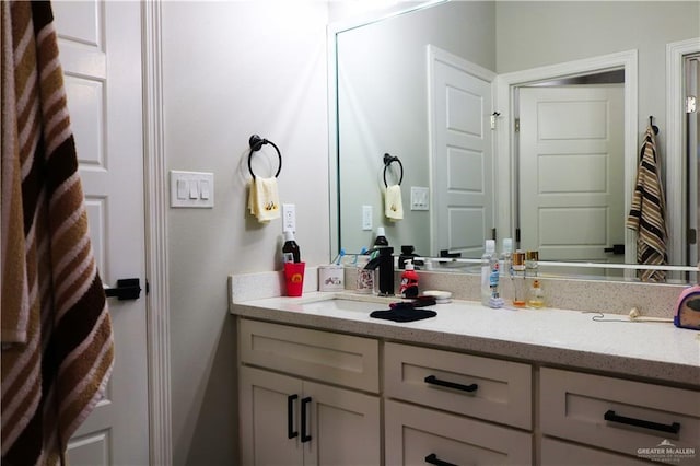 506 Oak Ridge St, Donna, TX 78537 - bathroom featuring vanity