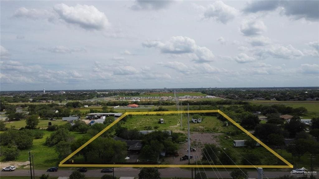 3106 W Chapin St, Edinburg, TX 78541 - photo 1