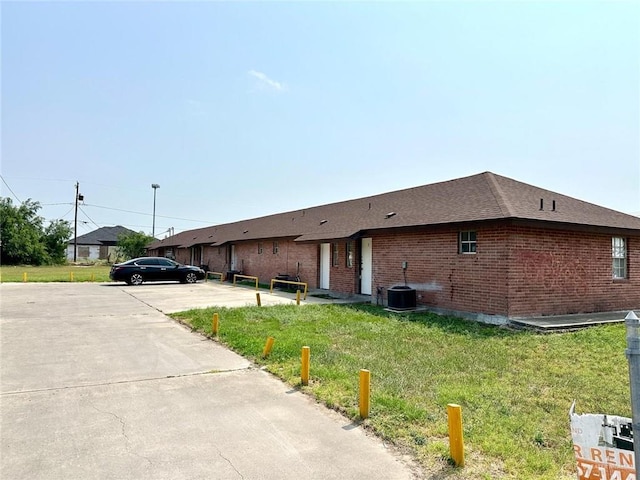 2709 W 65th St, Mission, TX 78574 - photo 1