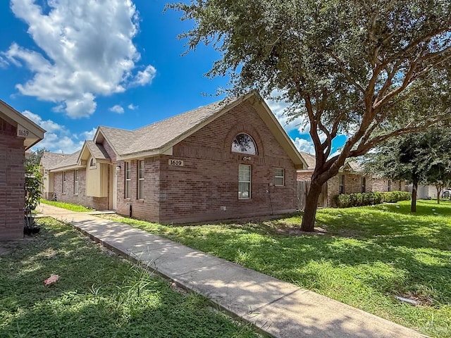 1619 Tampa St, Edinburg, TX 78541 - photo 2