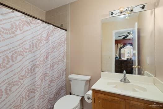 2814 Del Oro Dr, Mission, TX 78572 - photo 7