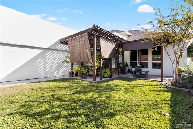 view of yard featuring a pergola and a patio