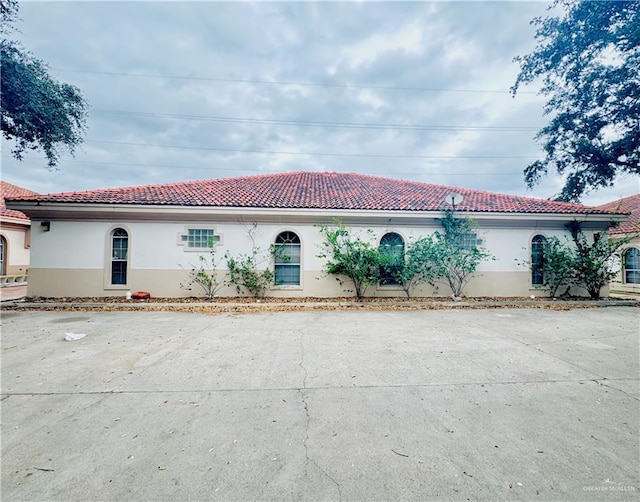 view of mediterranean / spanish home