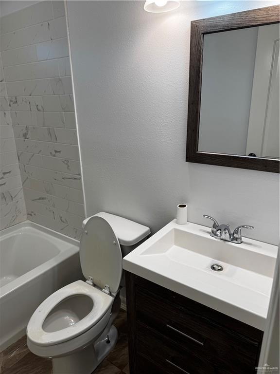 304 Santa Fe St, Alton, TX 78753 - photo 8