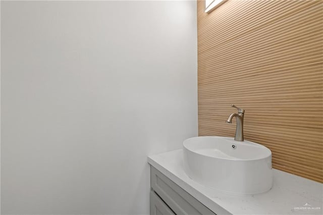 1218 N Lincoln Ave, San Juan, TX 78589 - bathroom with vanity