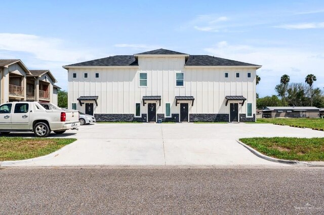 200-300 Cub Cir, La Feria, TX 78559 - photo 2