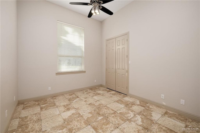 empty room featuring ceiling fan