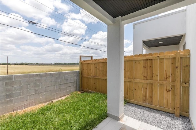 1712 B St, Mission, TX 78572 - view of yard