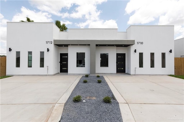 1712 B St, Mission, TX 78572 - view of building exterior with driveway
