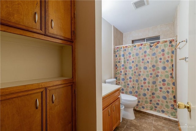 2512 Dallas Ave, Mcallen, TX 78501 - bathroom featuring toilet, a shower with curtain, vanity, and tile patterned flooring