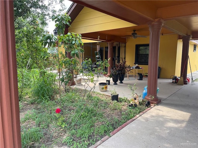 405 Lucas Ct, Alamo, TX 78516 - view of patio with a ceiling fan