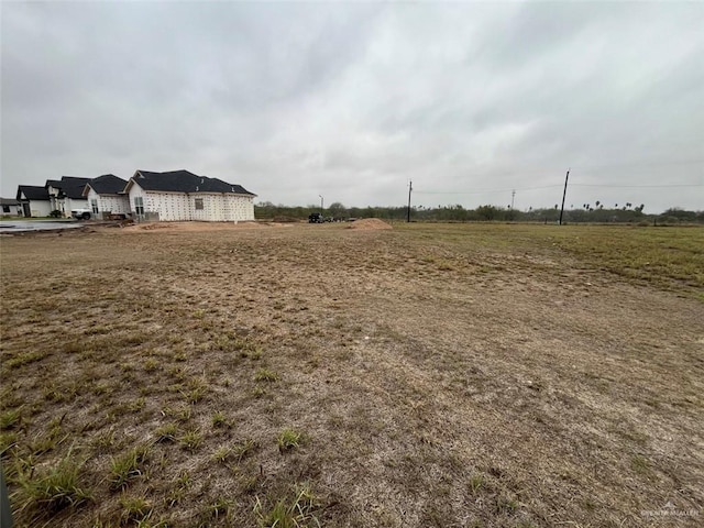 Listing photo 3 for 8016 Coyote Dr, Mission TX 78574